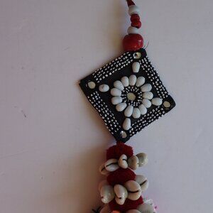 Vintage Beautiful Waist Decoration Jewelry made Sea Shell, Blk, Red & white Bead